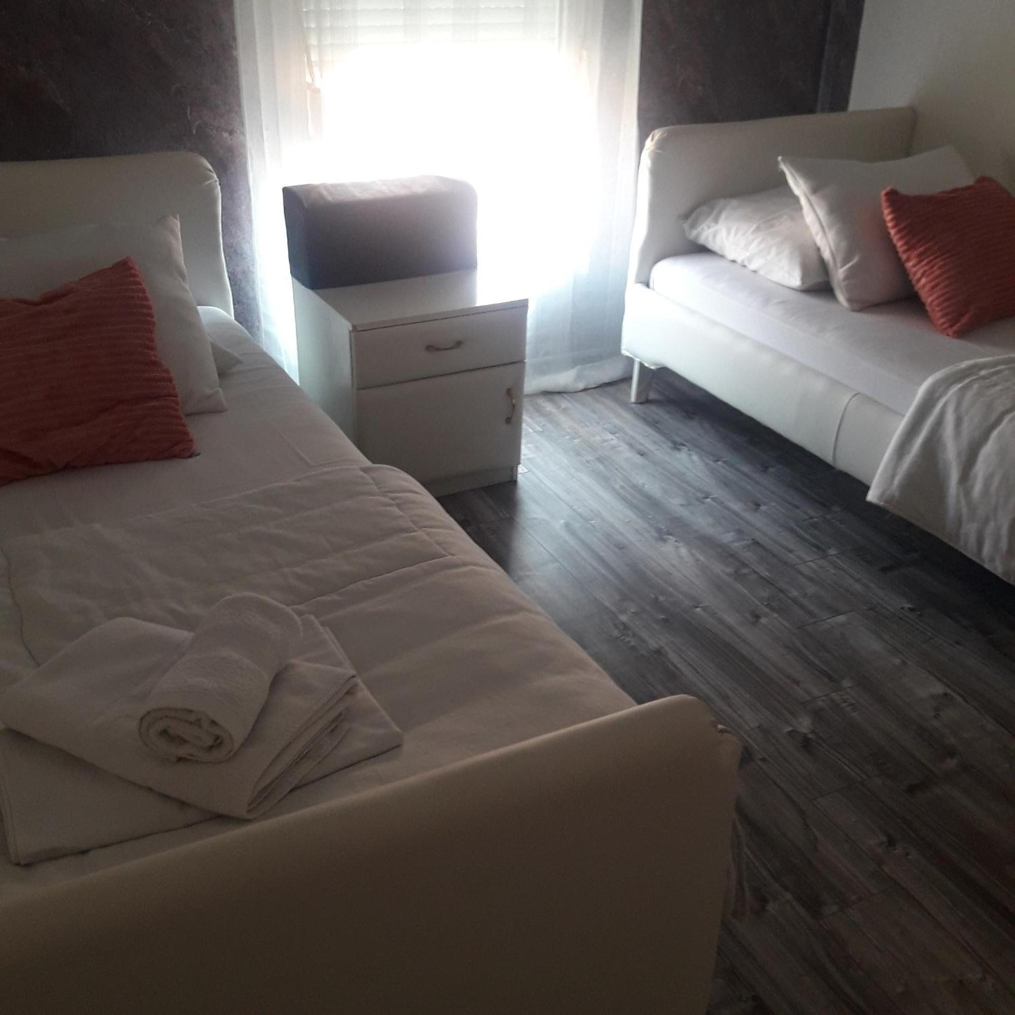 Apartmani Ni Eksteriør bilde